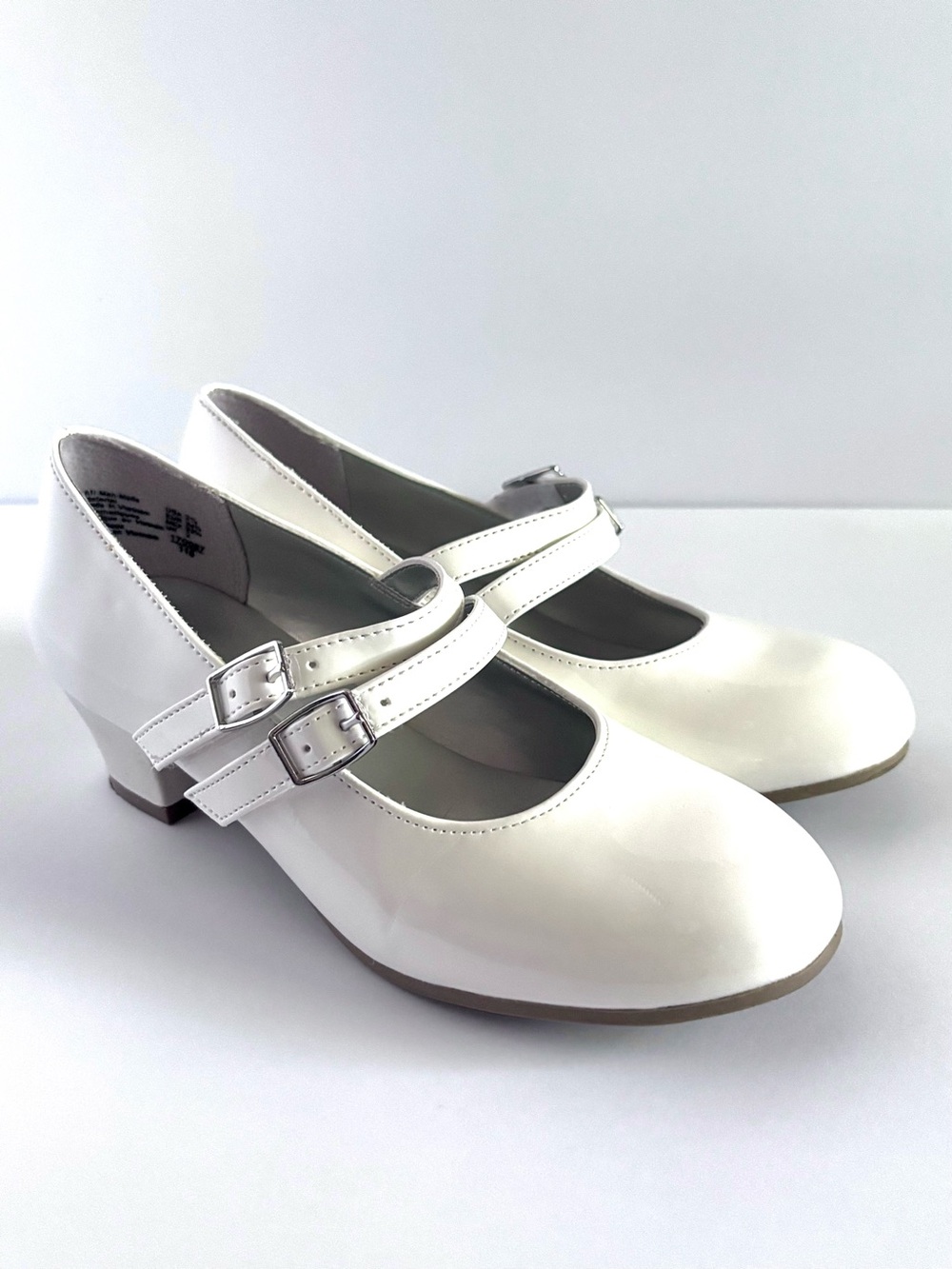 American Eagle Girls White Patent Heels • Size 2.5 • Excellent Condition